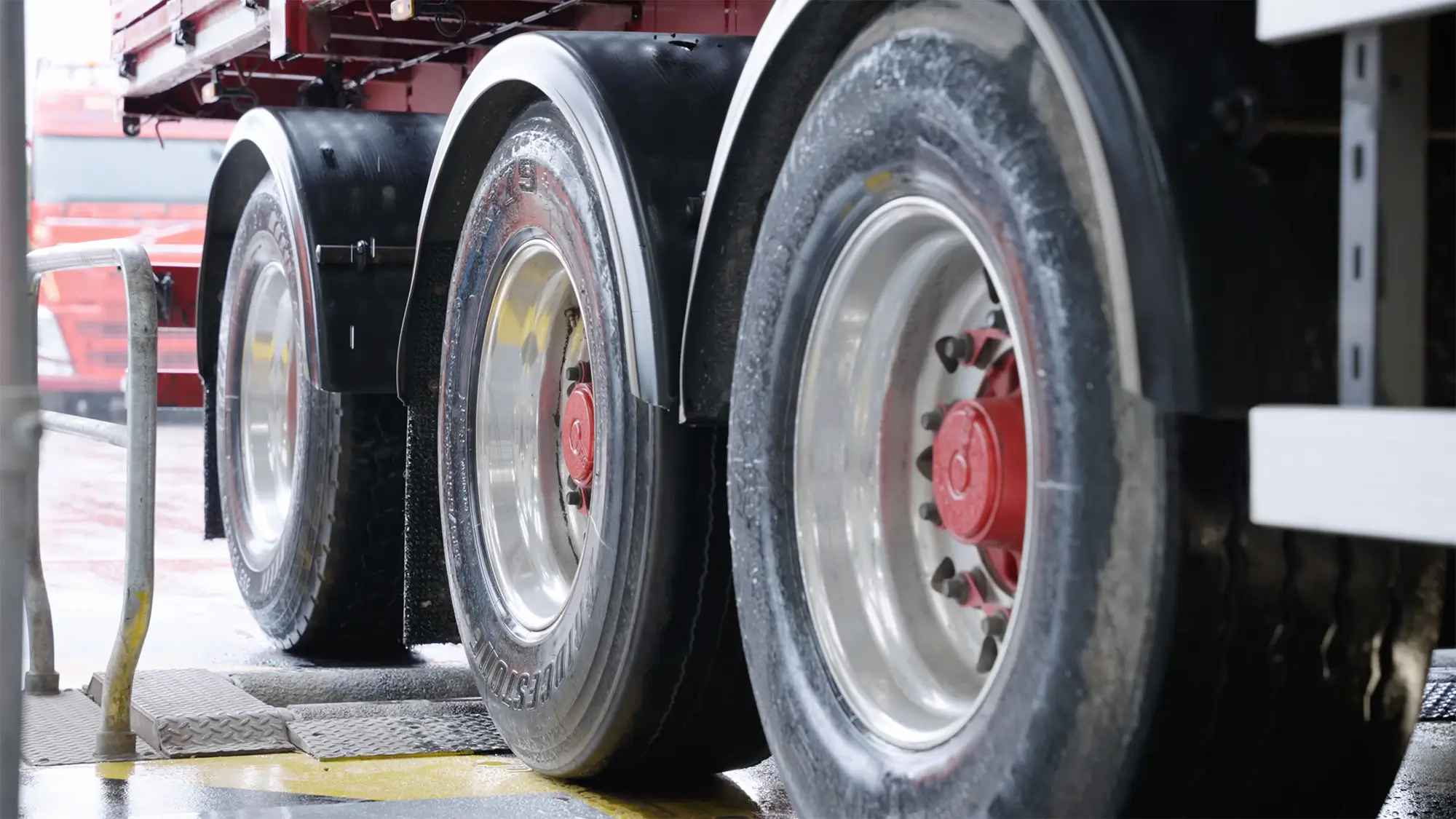 Commercial tyre services